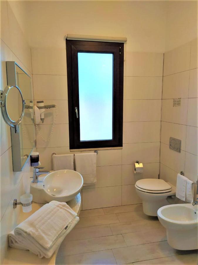 Hotel Belvir Villasimius Exterior foto