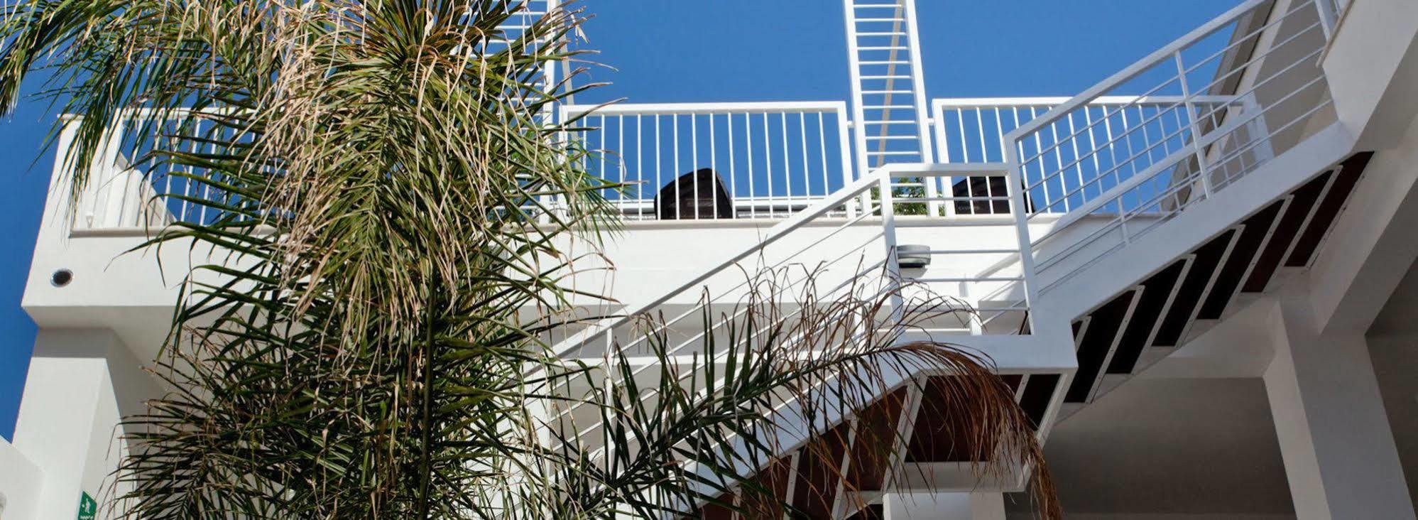 Hotel Belvir Villasimius Exterior foto